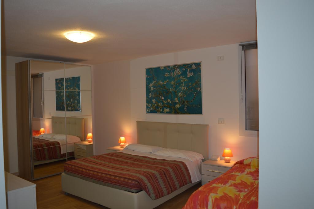 Residence Boschetti Manerba del Garda Room photo