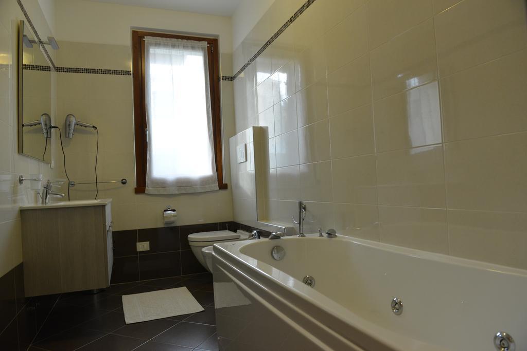 Residence Boschetti Manerba del Garda Room photo