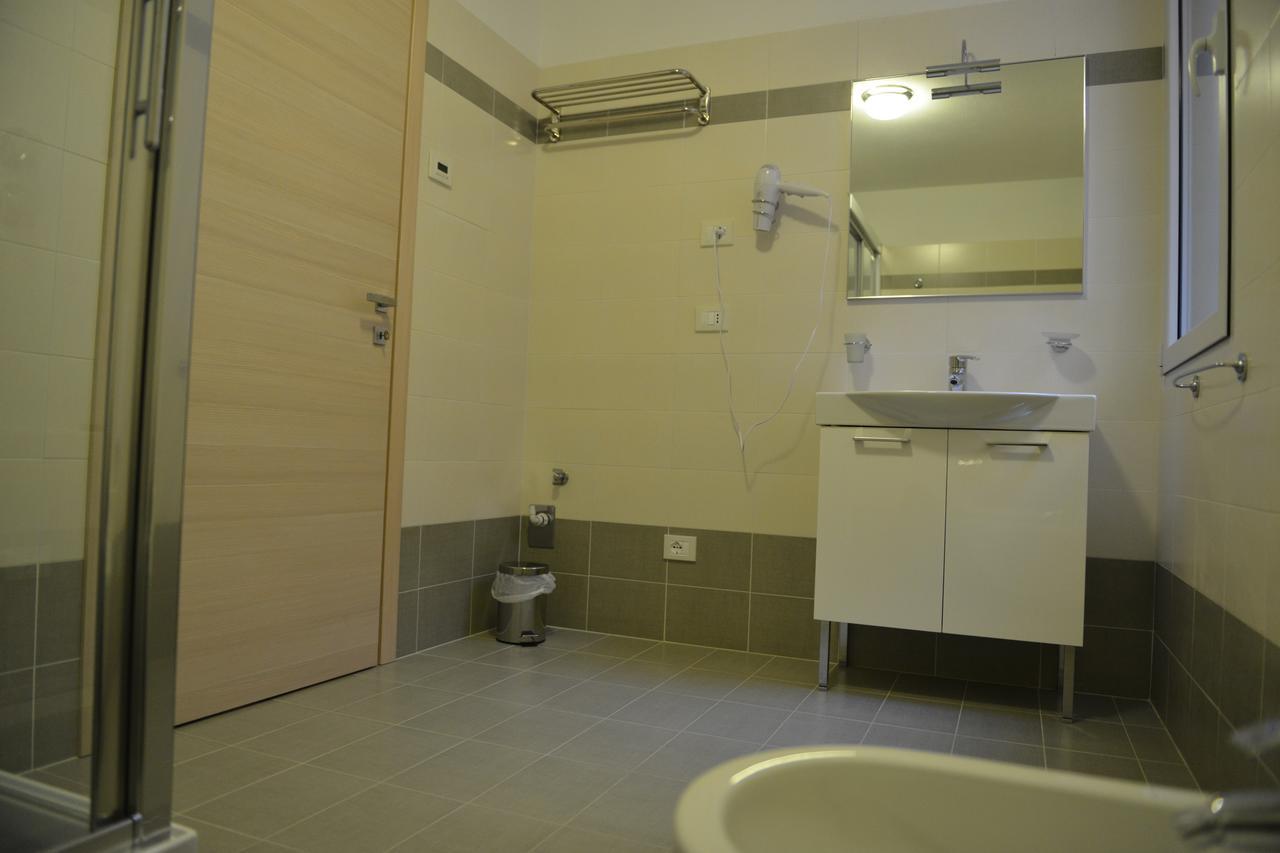 Residence Boschetti Manerba del Garda Exterior photo
